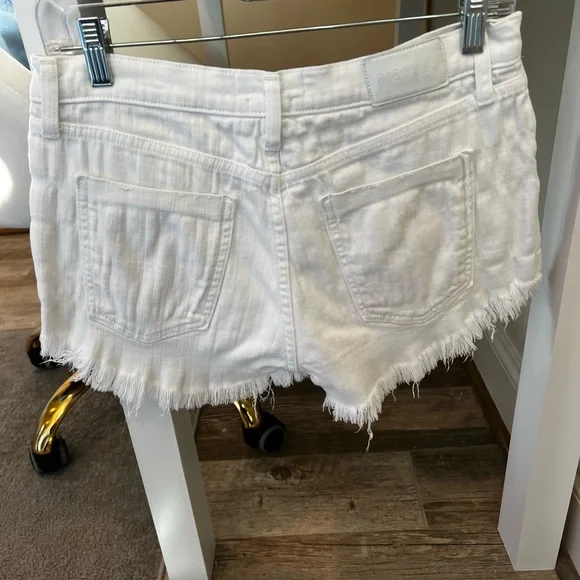 Pistola Jean Shorts 
Size 27 - Picture 2 of 4